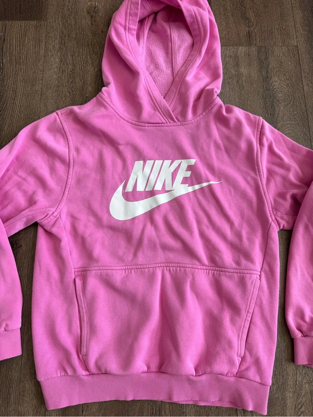 Nike kids pink